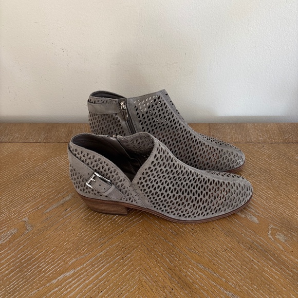 Vince Camuto Shoes - NWOB Grey Vince Camuto Cammo Phandra Cut Out Bootie Suze 11